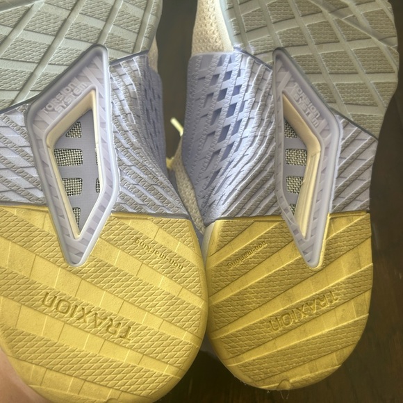 Adidas Cream and Purple Drop-Set Training - Picture 11 of 12